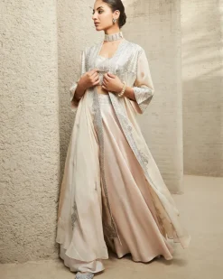 The Neo-Classic Sharara Set