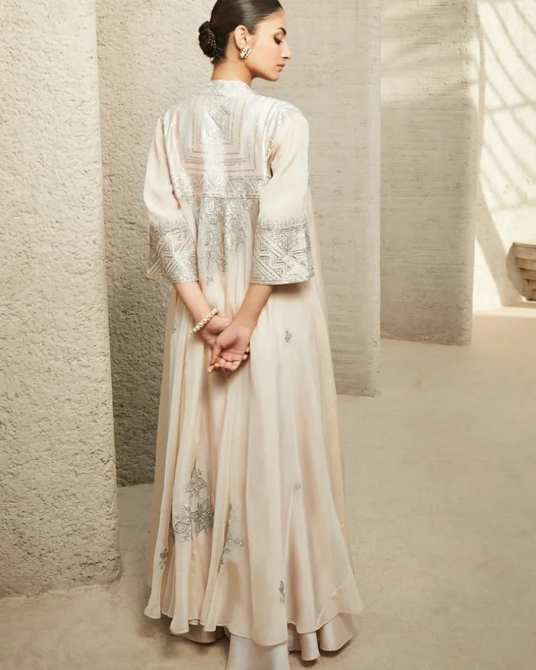The Neo-Classic Sharara Set