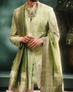 The Pista Barfi Raja Koti Set