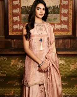 The Rose Tissue Paaro Sharara