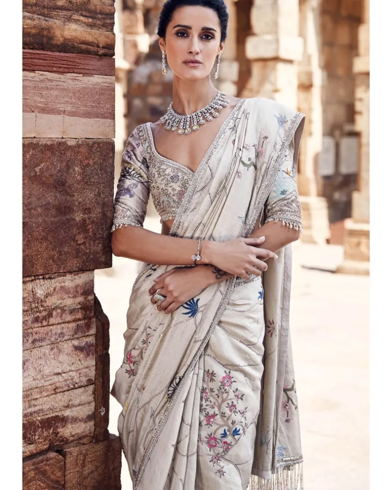 The Shikargah Sari Set