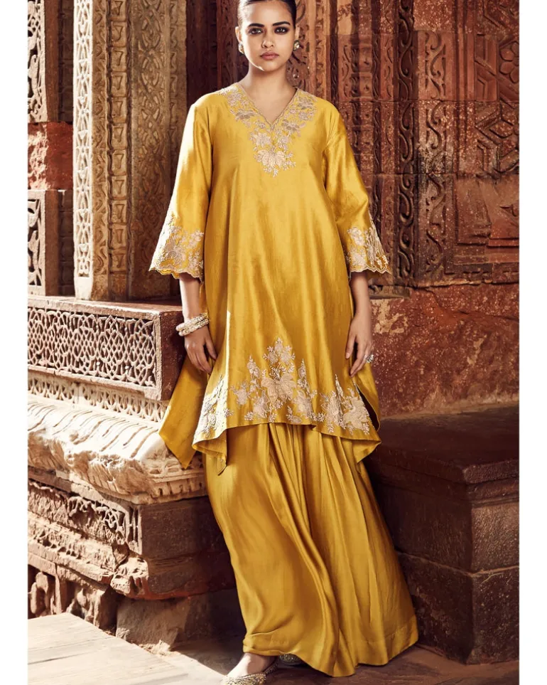 The Sona Patti Hukum Kurta With A Drape Skirt