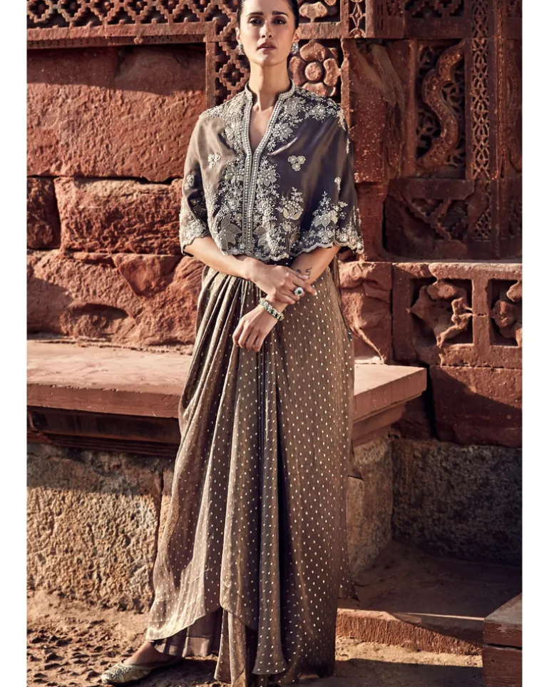 The Sona Patti Multani Mini Cape With The Iconic Wing Stitched Sari