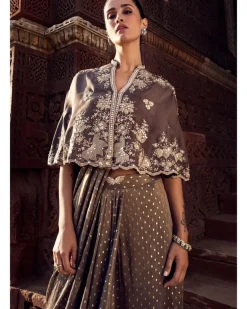 The Sona Patti Multani Mini Cape With The Iconic Wing Stitched Sari