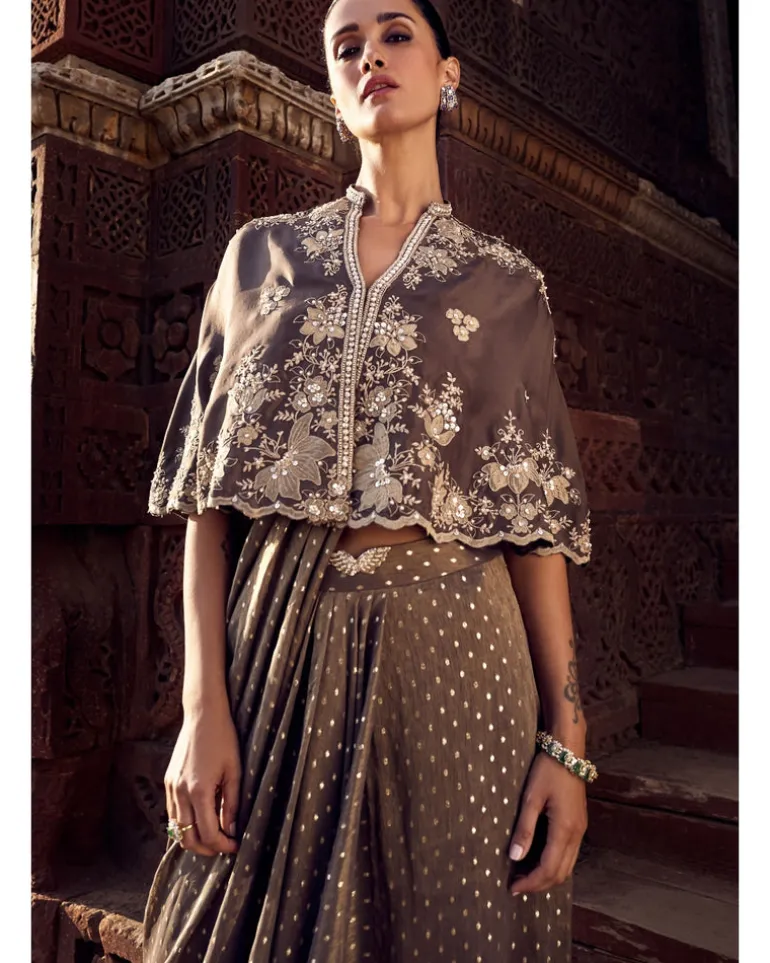 The Sona Patti Multani Mini Cape With The Iconic Wing Stitched Sari