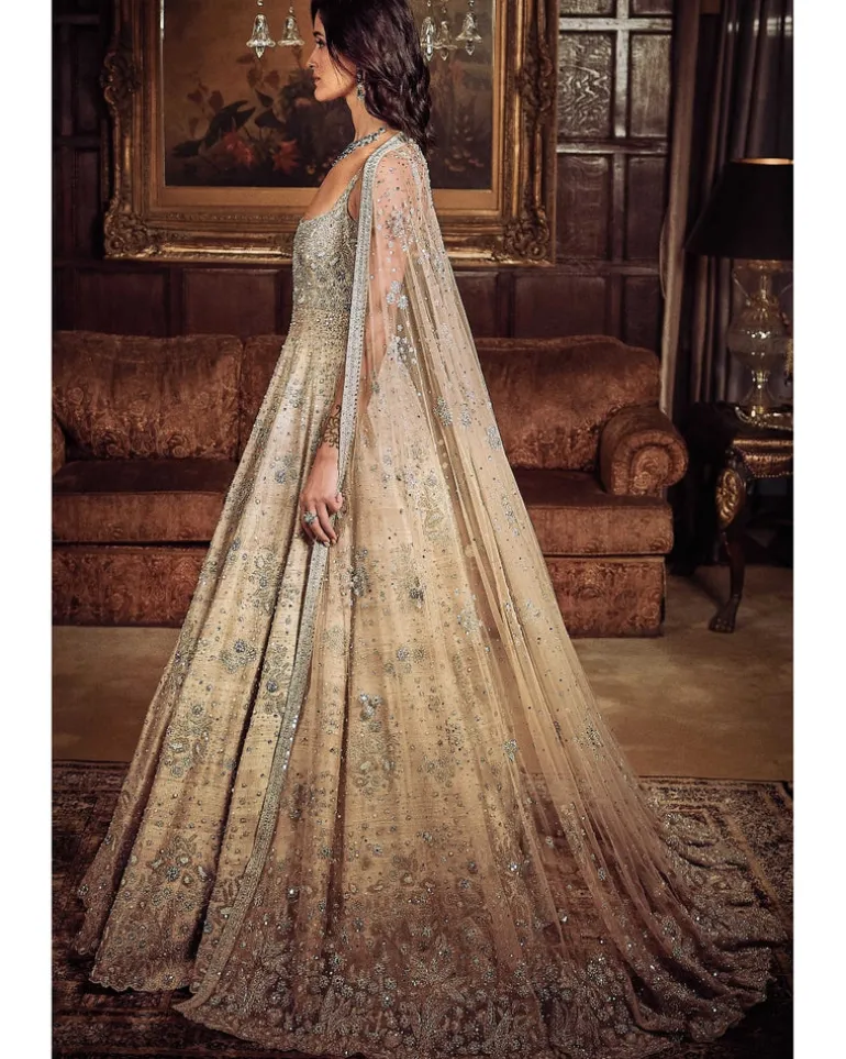The Starlight Mogra Gown Set