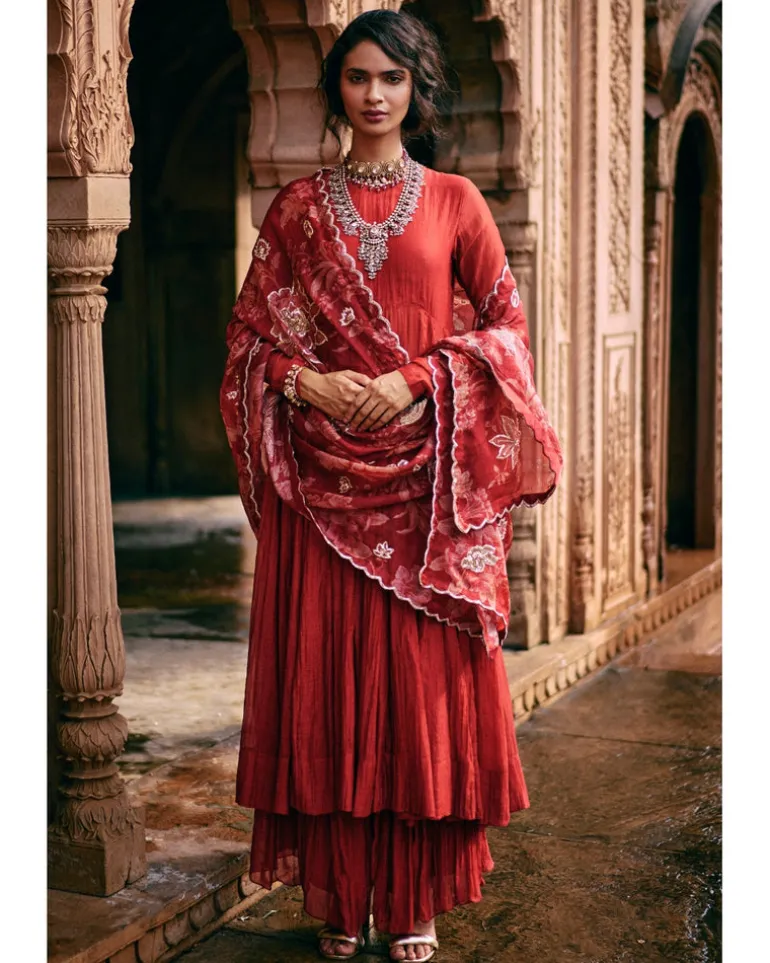 Uzma Anarkali