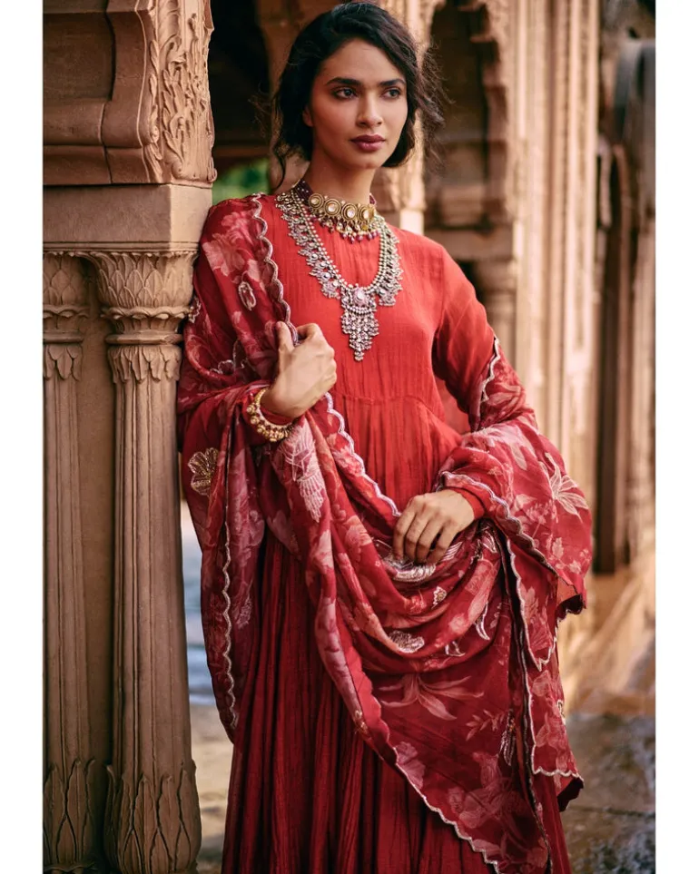 Uzma Anarkali