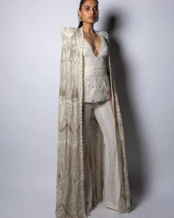 Valeriya Cape Set