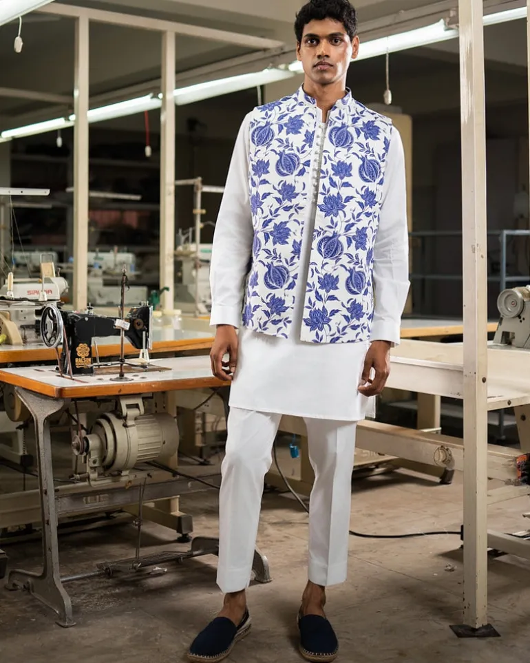 White Anaar Open Bandi With Matching Kurta Pajama Set
