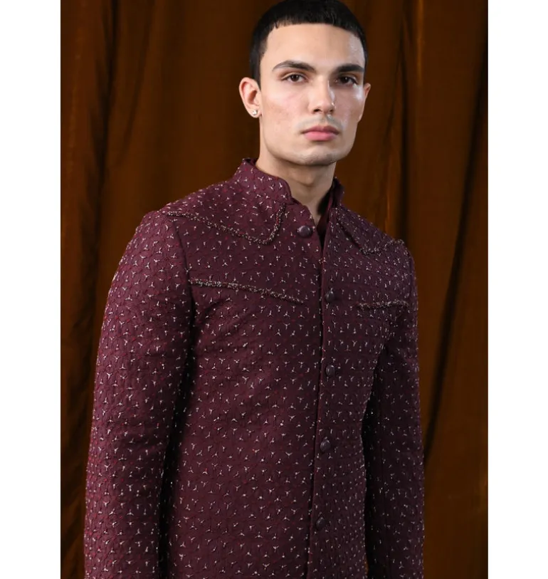 Y-Flat Highlighted With Yoke Detail Sherwani Set