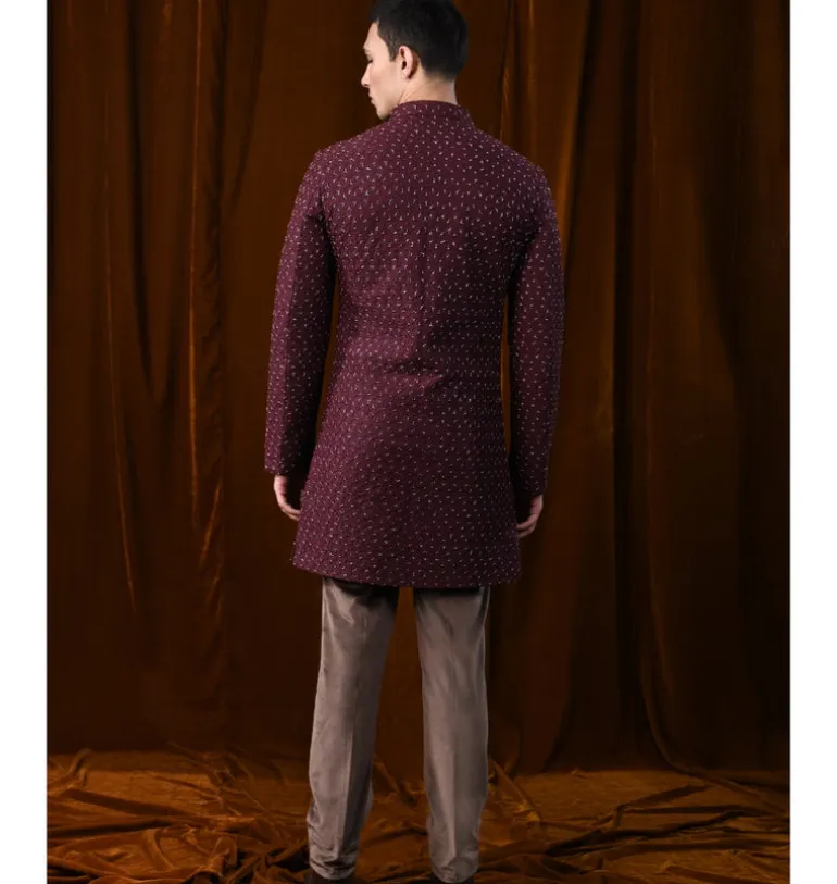 Y-Flat Highlighted With Yoke Detail Sherwani Set