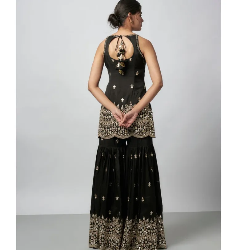 Yukta Sharara Set