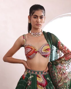 Yuna Lehenga Set