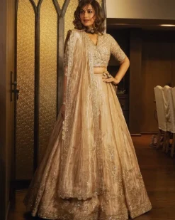 Zarina Lehenga