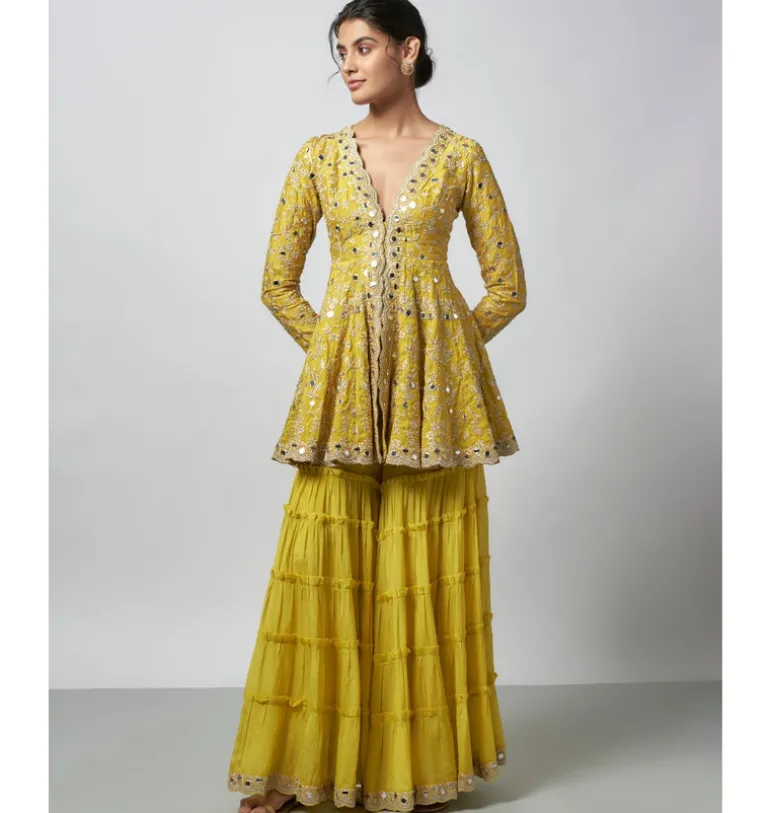 Zeya Sharara Set